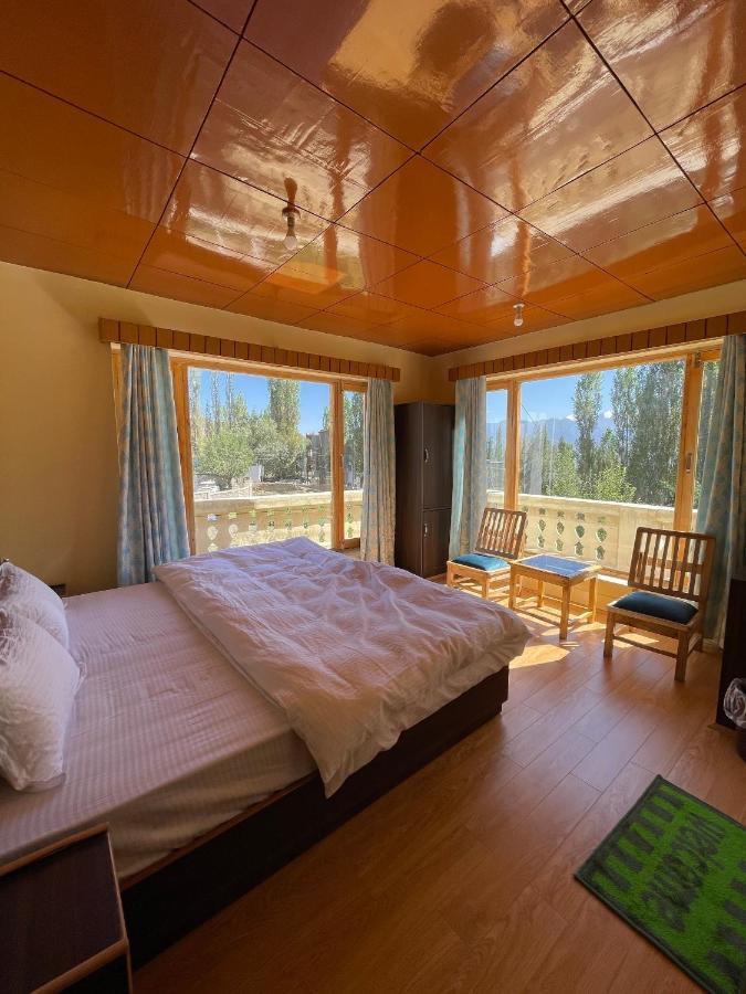 Hinjuma Guest House Leh Ngoại thất bức ảnh