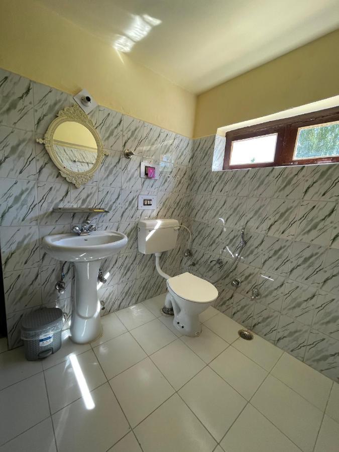 Hinjuma Guest House Leh Ngoại thất bức ảnh